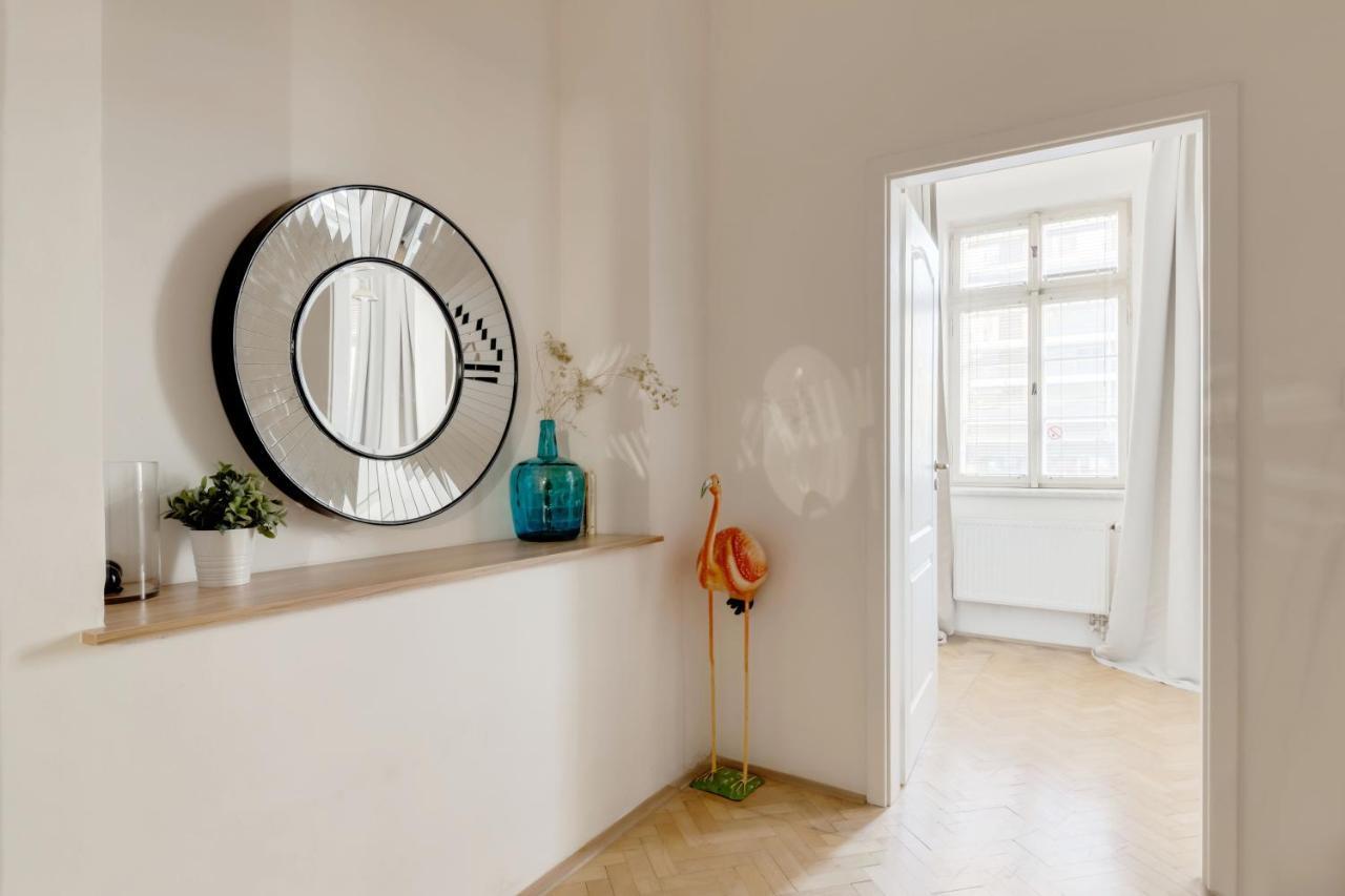 Curiosity Apartments Prag Eksteriør billede