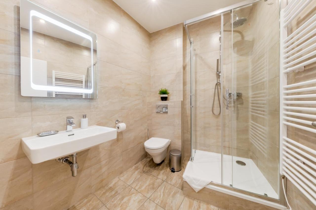 Curiosity Apartments Prag Eksteriør billede